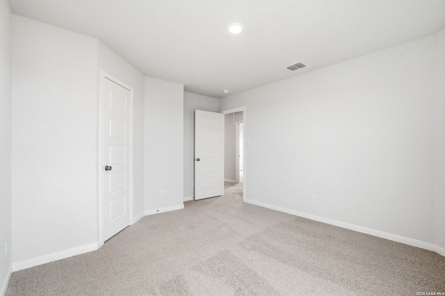 Spacious, unfurnished interior of a new home in Hickory Ridge, Elmendorf (Image 26). Spacious, unfurnished interior of a new home in Hickory Ridge, Elmendorf (Image 26).