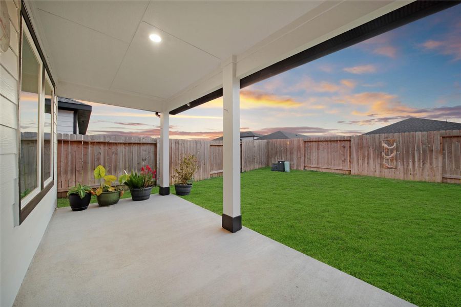 Exterior details and patio area of a home in Sorrento, Richmond (Image 28).