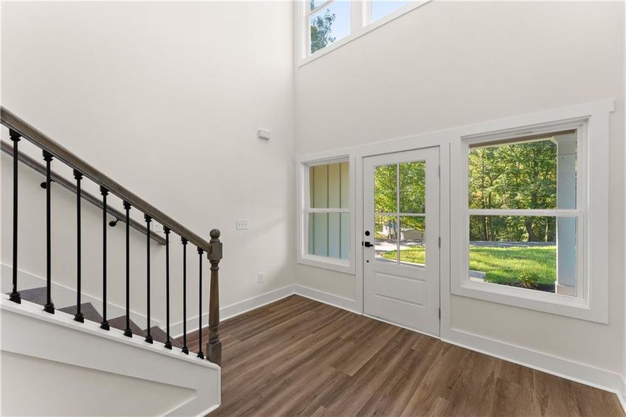 Spacious, unfurnished interior of a new home in , Gainesville (Image 17).