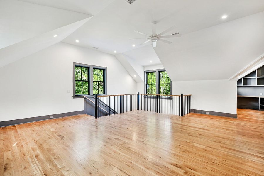 Spacious, unfurnished interior of a new home in , Johns Island (Image 18).