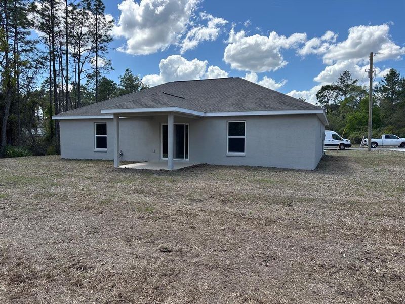 Exterior details and patio area of a home in , Dunnellon (Image 15). Exterior details and patio area of a home in , Dunnellon (Image 15).