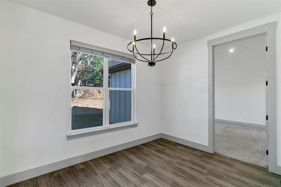 Spacious, unfurnished interior of a new home in , Tolar (Image 19).