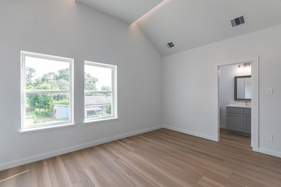 Spacious, unfurnished interior of a new home in , Houston (Image 22). Spacious, unfurnished interior of a new home in , Houston (Image 22).