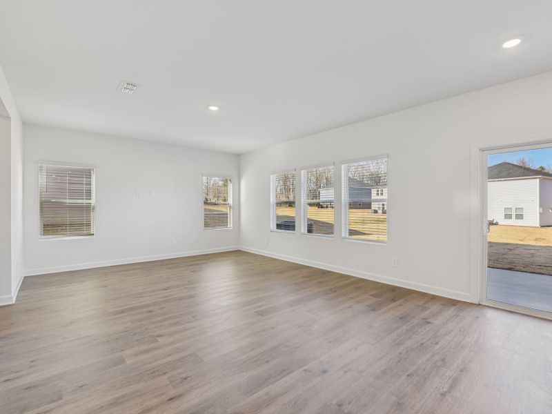 Spacious, unfurnished interior of a new home in Nelson's Creek, Mocksville (Image 10). Spacious, unfurnished interior of a new home in Nelson's Creek, Mocksville (Image 10).