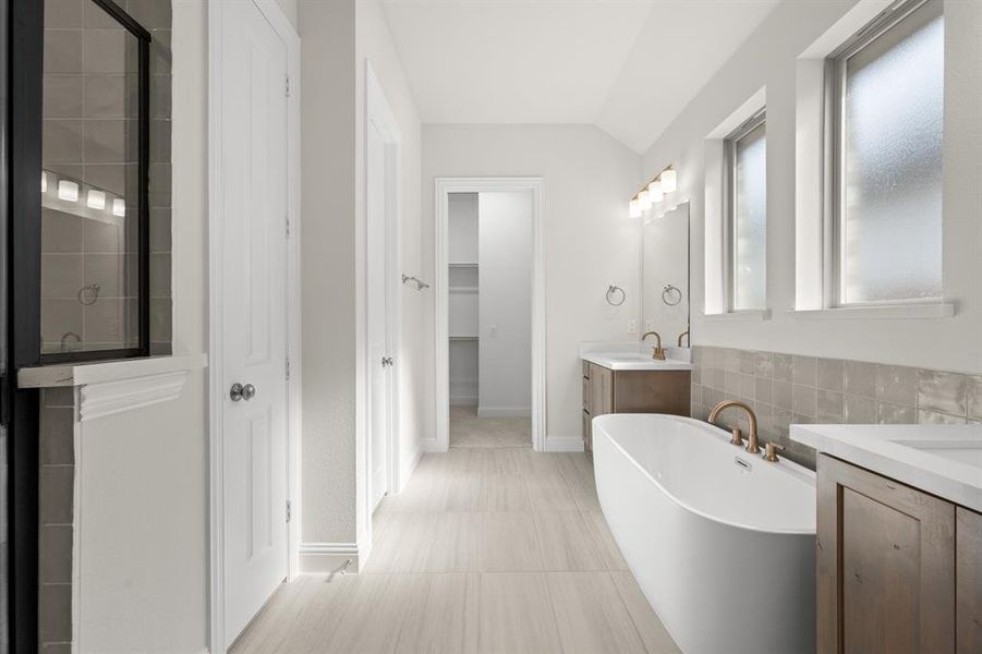 1837 Flowing Ridge- Primary Suite-3