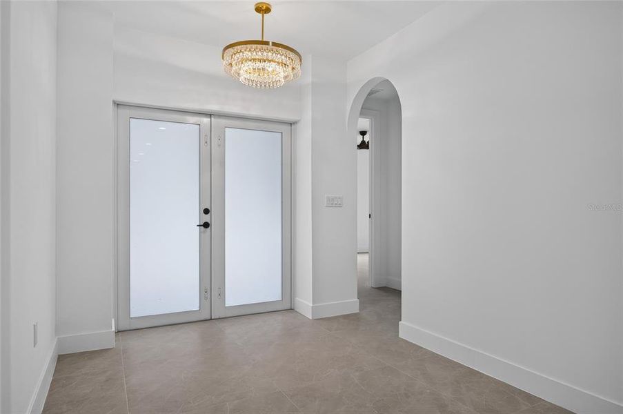 Spacious, unfurnished interior of a new home in , Port Charlotte (Image 20). Spacious, unfurnished interior of a new home in , Port Charlotte (Image 20).