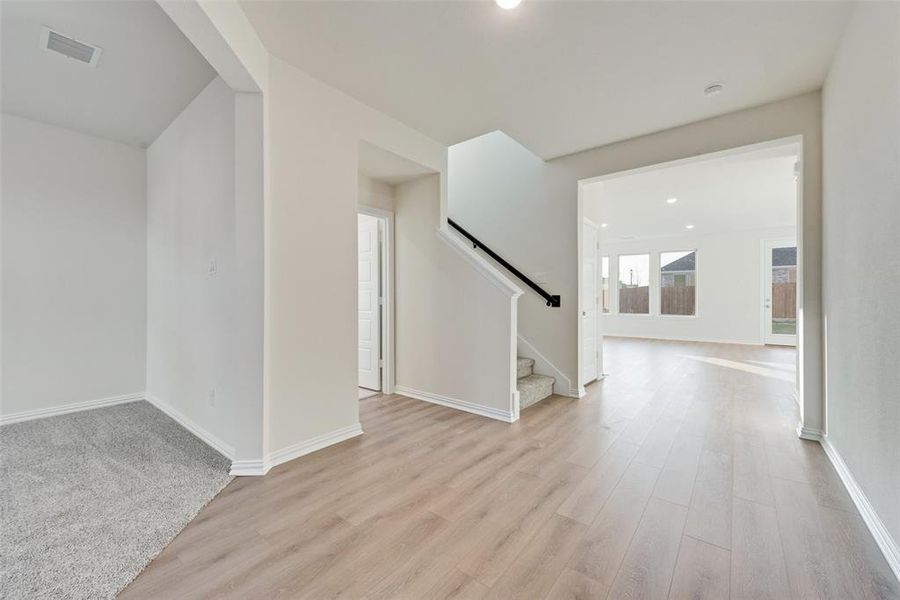 Spacious, unfurnished interior of a new home in Walden Pond, Forney (Image 25).