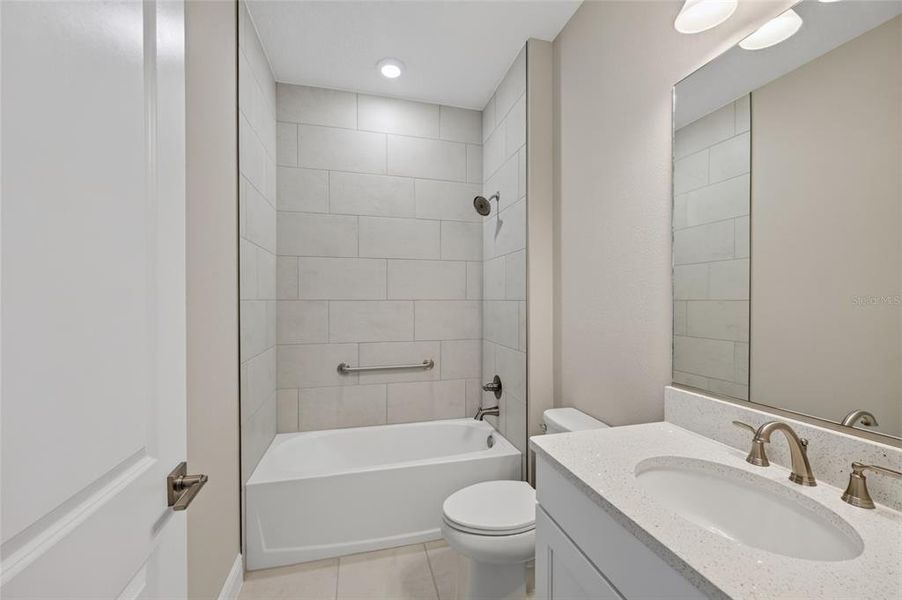 Furnished interior view inside a new home in , Ocala (Image 17).