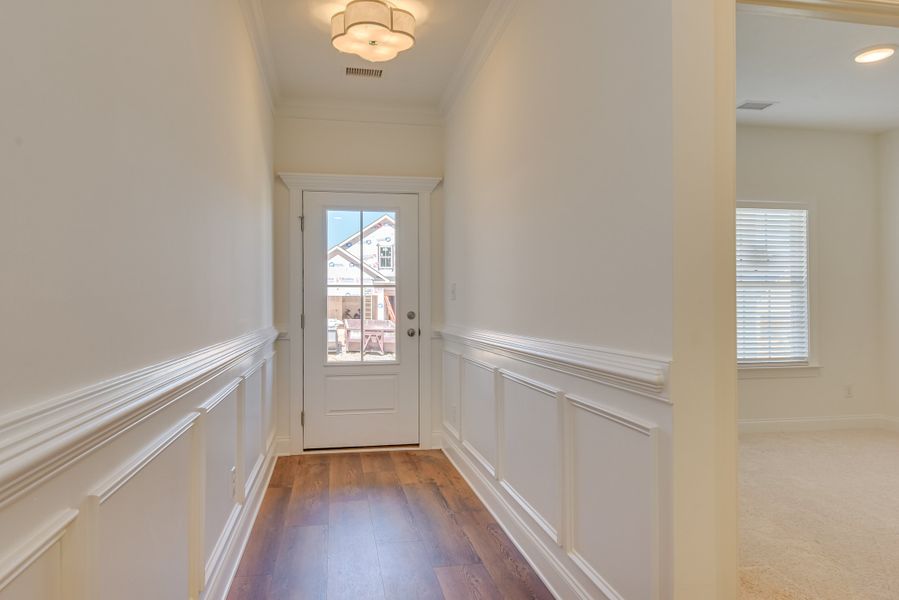Spacious, unfurnished interior of a new home in The Sanctuary, Aiken (Image 24).