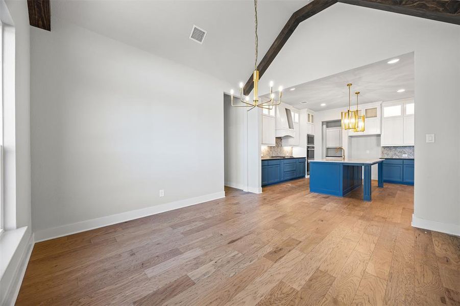 Spacious, unfurnished interior of a new home in Waterfall Ranch - 1 Acre Lots, Waxahachie (Image 16).