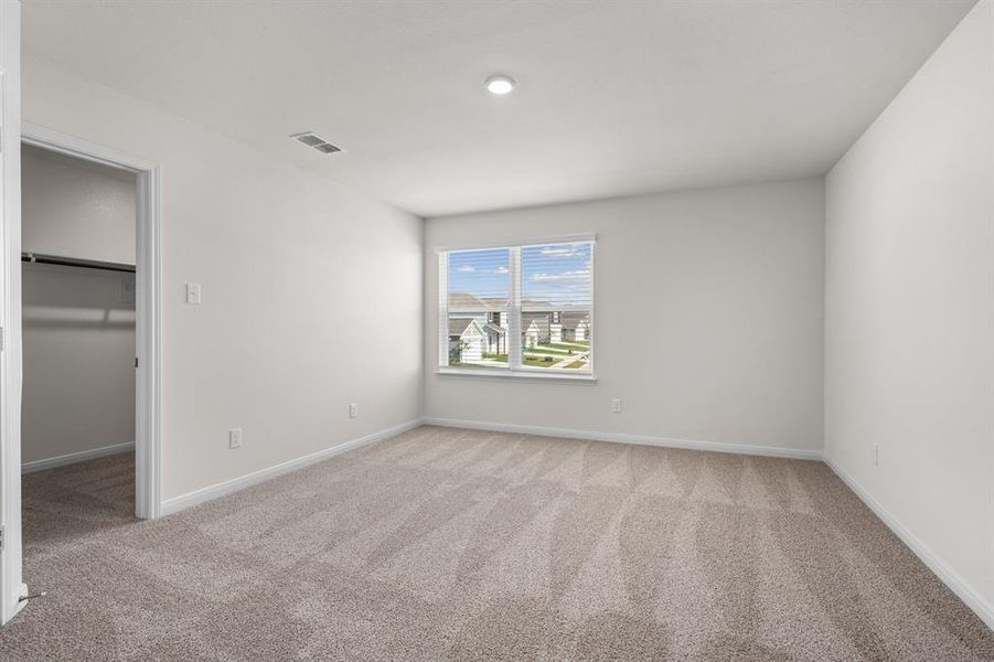Spacious, unfurnished interior of a new home in Big Sky Estates, Ponder (Image 9).
