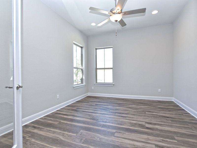 Representative unfurnished interior of a home built from the Siena III by Giddens Homes in Clearwater Ranch, Liberty Hill (Image 239).