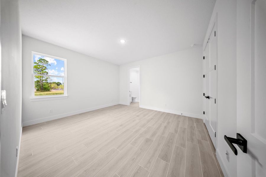 Spacious, unfurnished interior of a new home in , Fort Pierce (Image 18). Spacious, unfurnished interior of a new home in , Fort Pierce (Image 18).