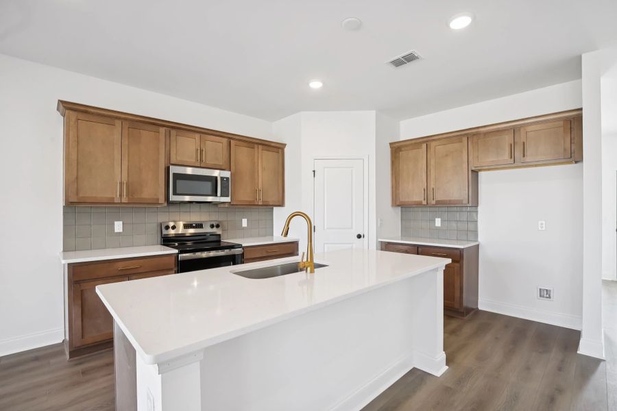 Furnished interior view inside a new home in Ascent at Arbor Ridge, La Vergne (Image 8). Furnished interior view inside a new home in Ascent at Arbor Ridge, La Vergne (Image 8).