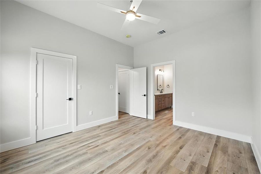 Spacious, unfurnished interior of a new home in , Weatherford (Image 14). Spacious, unfurnished interior of a new home in , Weatherford (Image 14).