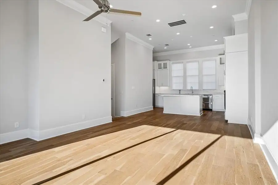 Spacious, unfurnished interior of a new home in , Addison (Image 19).