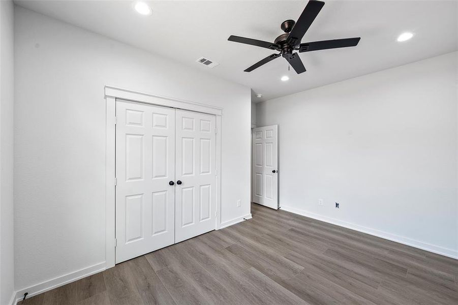 Spacious, unfurnished interior of a new home in , Waco (Image 14).