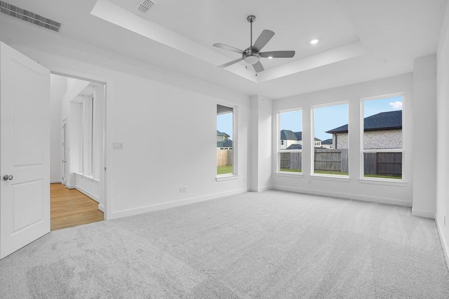 Spacious, unfurnished interior of a new home in Avalon at Cypress, Cypress (Image 28).