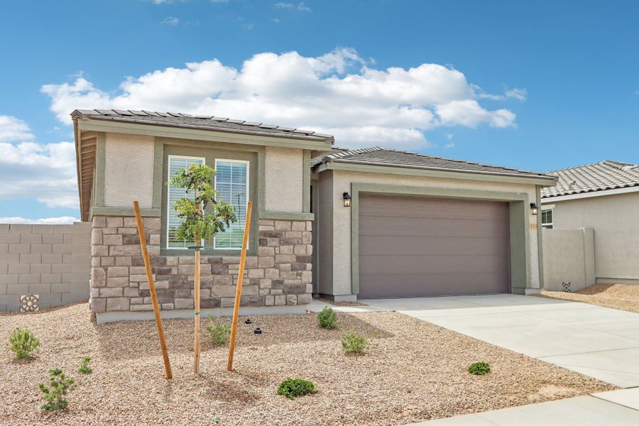 1,747sf New Home in Buckeye, AZ.  - Slide 4