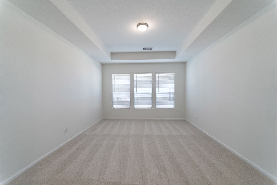 Spacious, unfurnished interior of a new home in Lago Mar, Texas City (Image 21). Spacious, unfurnished interior of a new home in Lago Mar, Texas City (Image 21).