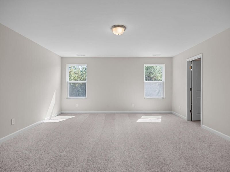 Spacious, unfurnished interior of a new home in Wellers Knoll, Lillington (Image 14).