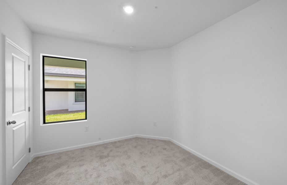 Secondary bedroom