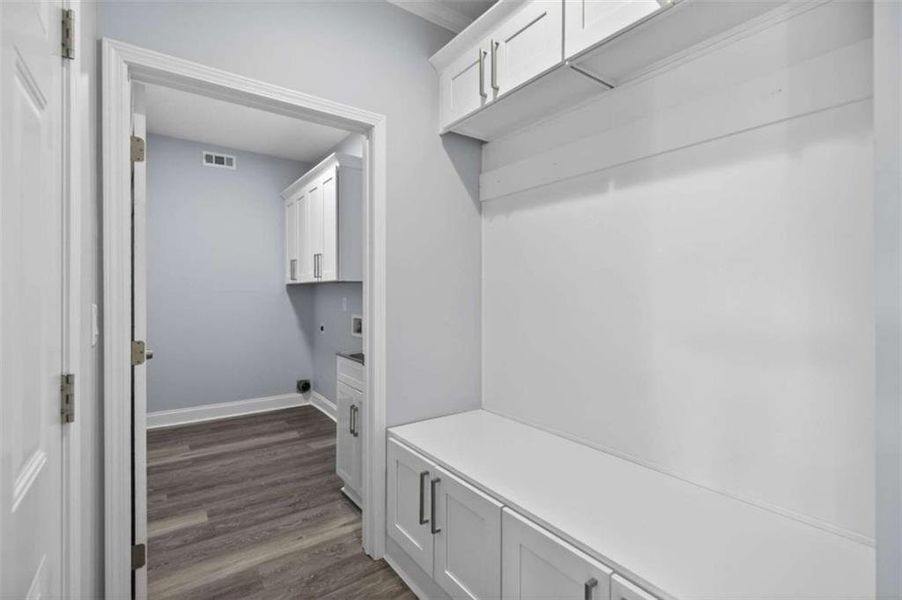 Image 43 of a home in .