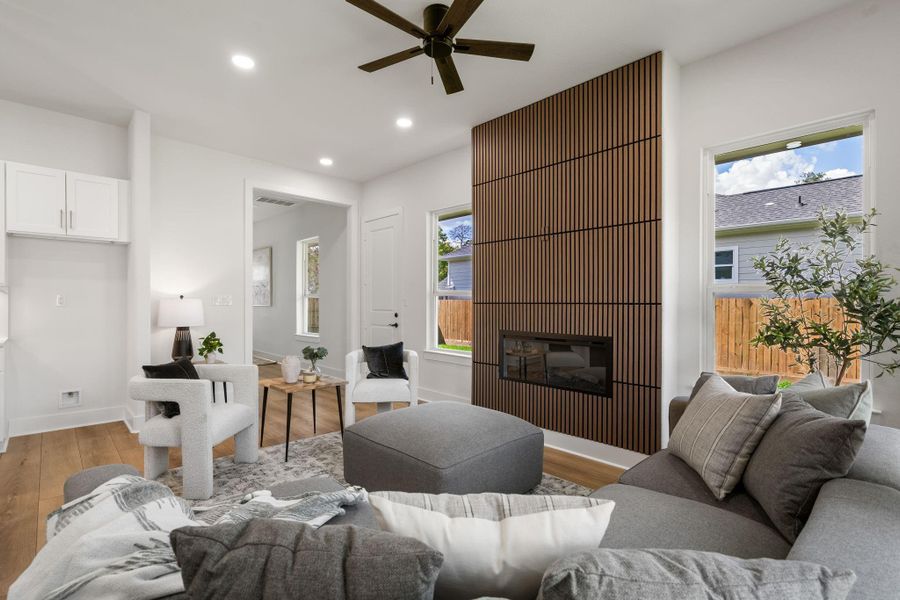 Furnished interior view inside a new home in , Tomball (Image 17).