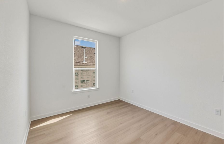 Spacious, unfurnished interior of a new home in Sun City Texas, Georgetown (Image 38).