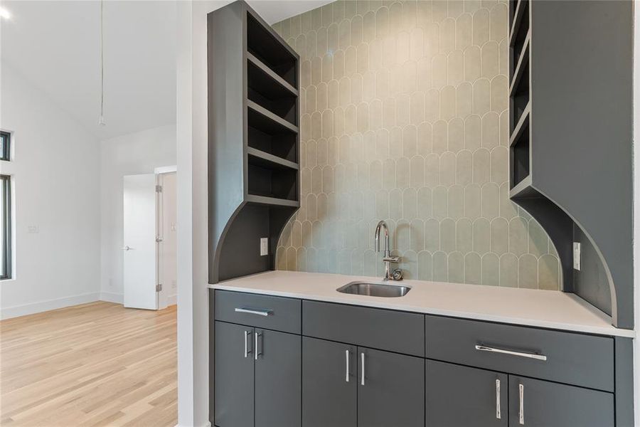 Furnished interior view inside a new home in , Dallas (Image 13).