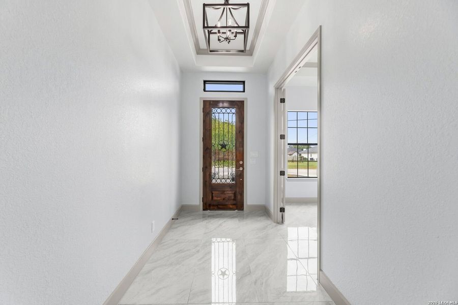 Spacious, unfurnished interior of a new home in , Selma (Image 29).
