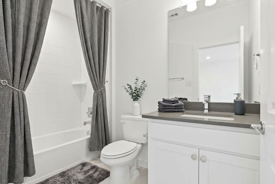 Furnished interior view inside a new home in Cottonwood Creek, Rowlett (Image 33).