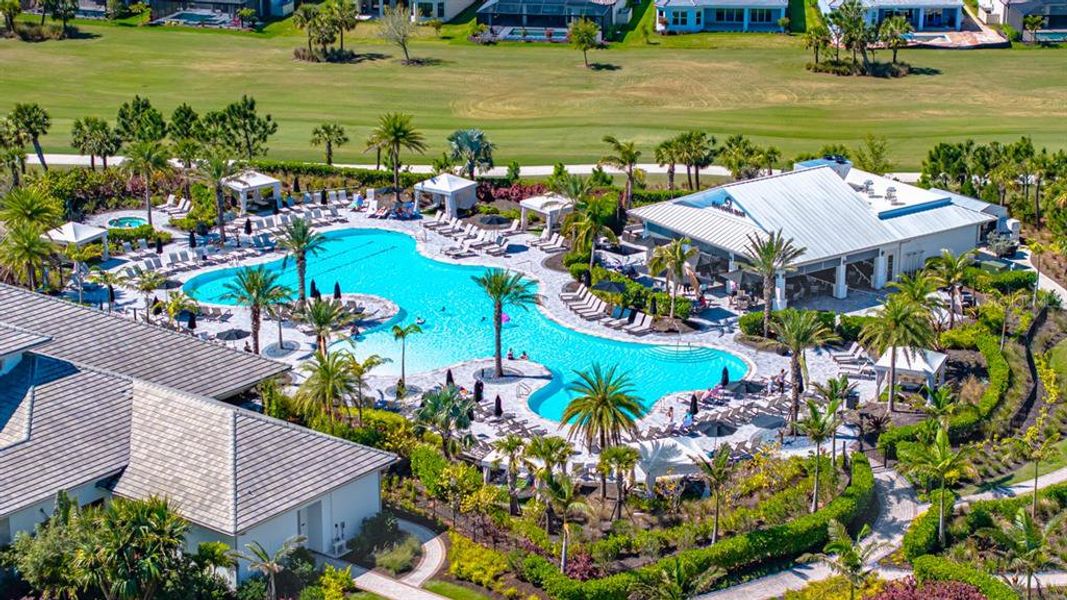 Image 29 of a home in Esplanade at Azario Lakewood Ranch. Image 29 of a home in Esplanade at Azario Lakewood Ranch.