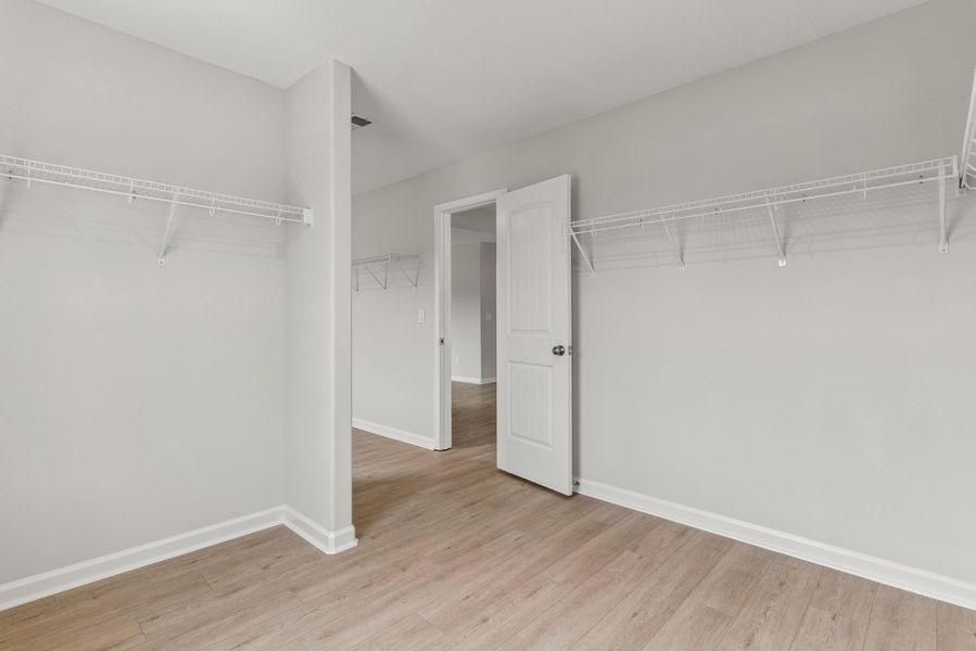 Spacious, unfurnished interior of a new home in NorthShore on the St. Marys River, Kingsland (Image 42). Spacious, unfurnished interior of a new home in NorthShore on the St. Marys River, Kingsland (Image 42).