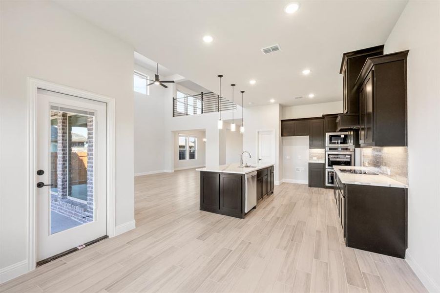 Furnished interior view inside a new home in Villages of Walnut Grove, Midlothian (Image 6). Furnished interior view inside a new home in Villages of Walnut Grove, Midlothian (Image 6).