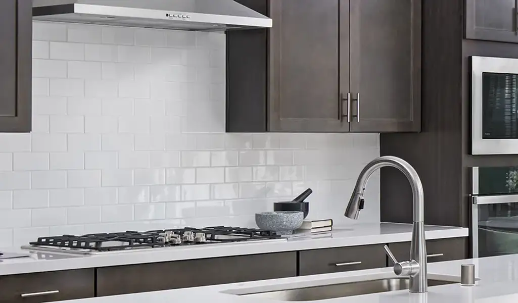 Coronado-L723-Stonehaven Kitchen
