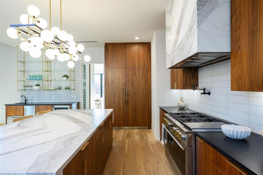 Furnished interior view inside a new home in , Dallas (Image 10).