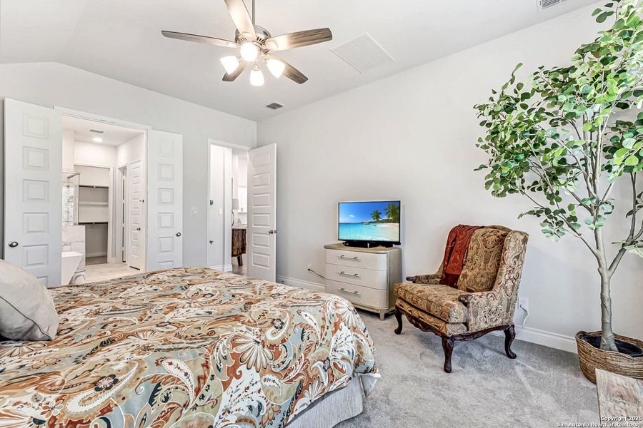 Furnished interior view inside a new home in , Bulverde (Image 31). Furnished interior view inside a new home in , Bulverde (Image 31).