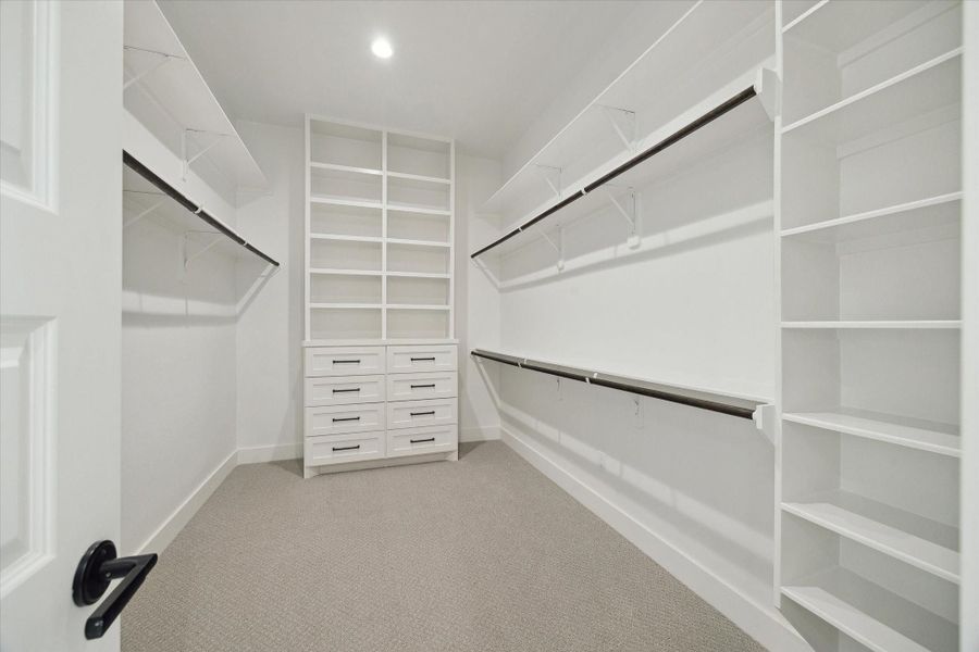 Spacious, unfurnished interior of a new home in , Jersey Village (Image 22).