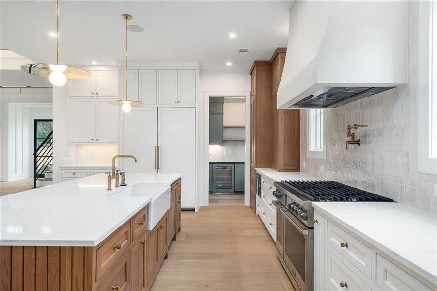 Furnished interior view inside a new home in , Roswell (Image 13).