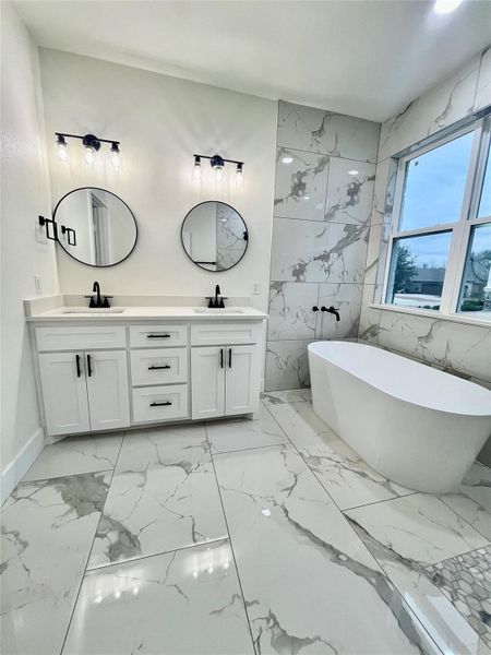 Furnished interior view inside a new home in , Pottsboro (Image 16).