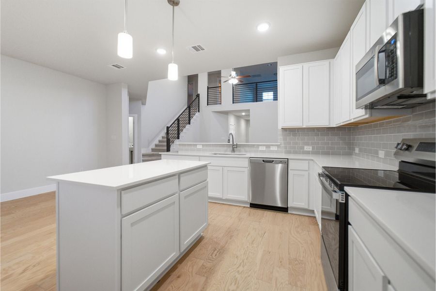 Furnished interior view inside a new home in Hunters Glen, Jarrell (Image 9).