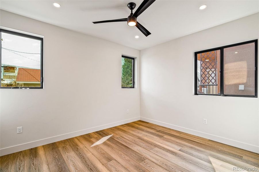 Spacious, unfurnished interior of a new home in , Buena Vista (Image 39).