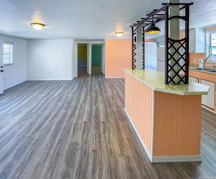 Spacious, unfurnished interior of a new home in , Beeville (Image 3).