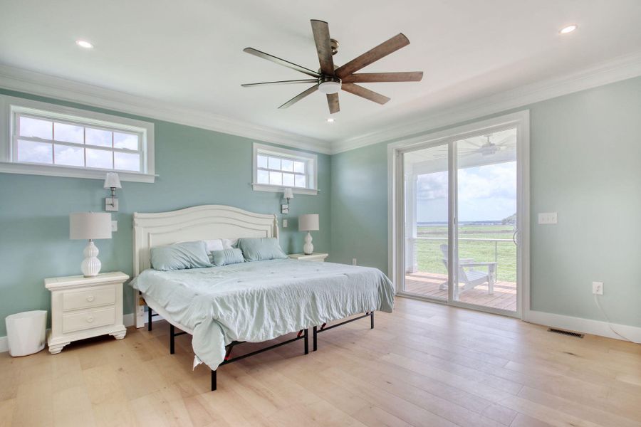 Furnished interior view inside a new home in , Georgetown (Image 19).