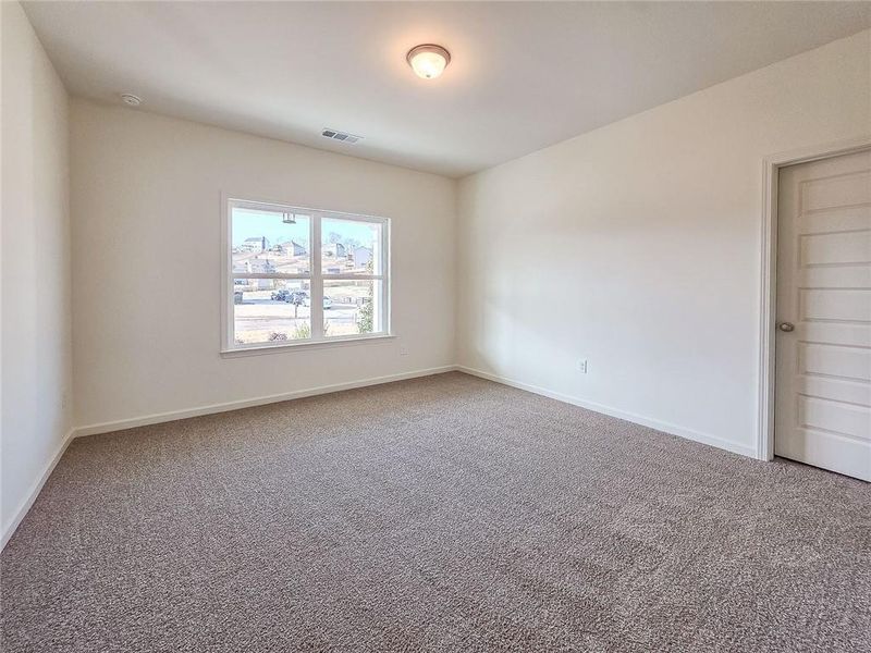 Spacious, unfurnished interior of a new home in , Dawsonville (Image 33).