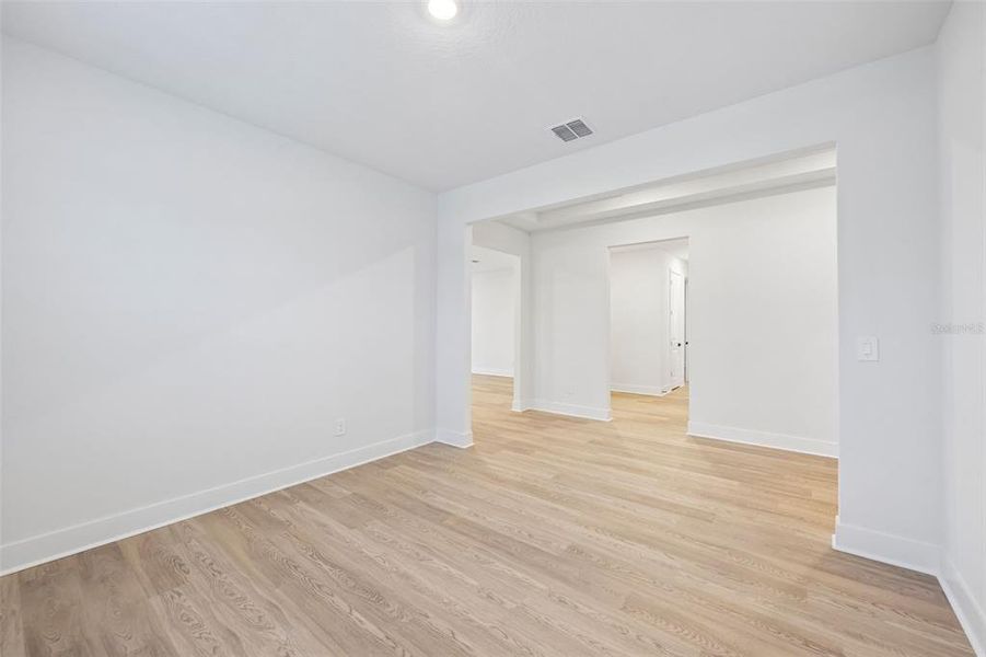 Spacious, unfurnished interior of a new home in , Ormond Beach (Image 27).