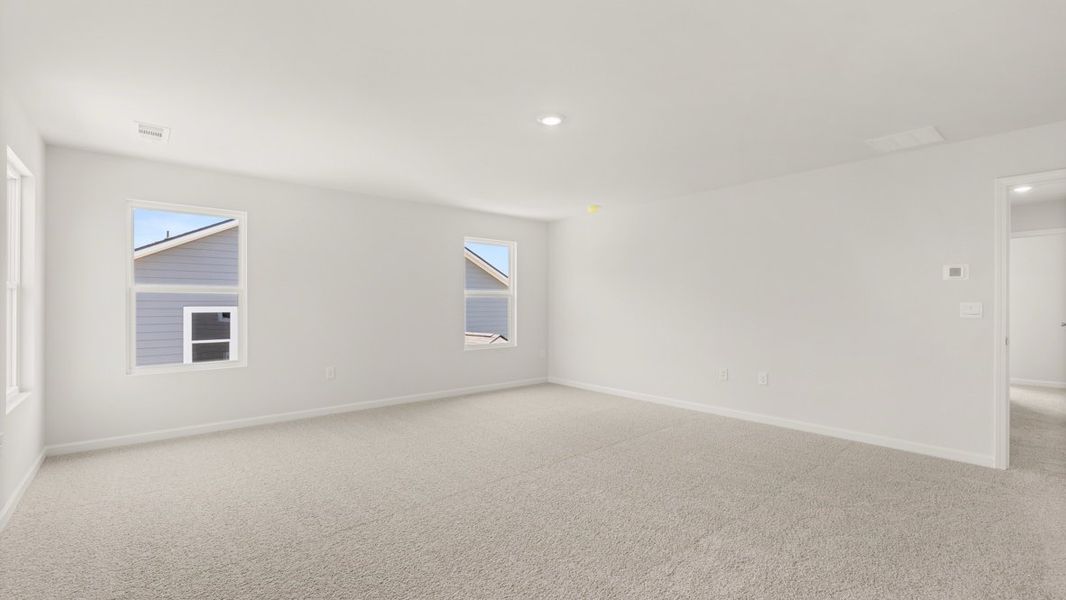Representative unfurnished interior of a home built from the Mansfield by D.R. Horton in Falcon Landing, Gainesville (Image 23).