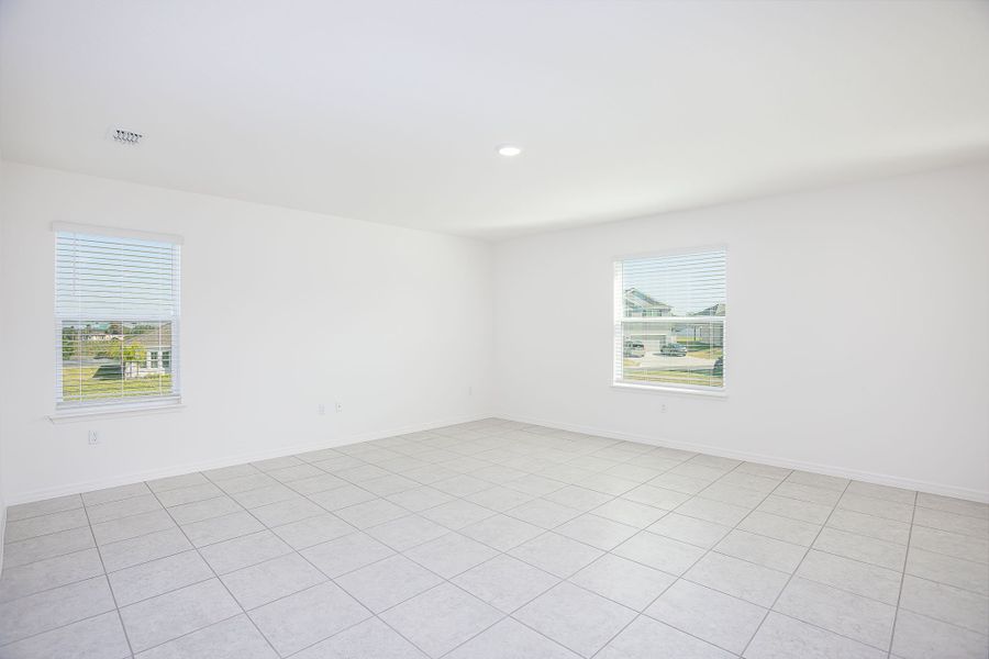 Representative unfurnished interior of a home built from the Melbourne by Maronda Homes in Port St. Lucie, Port St. Lucie (Image 14).