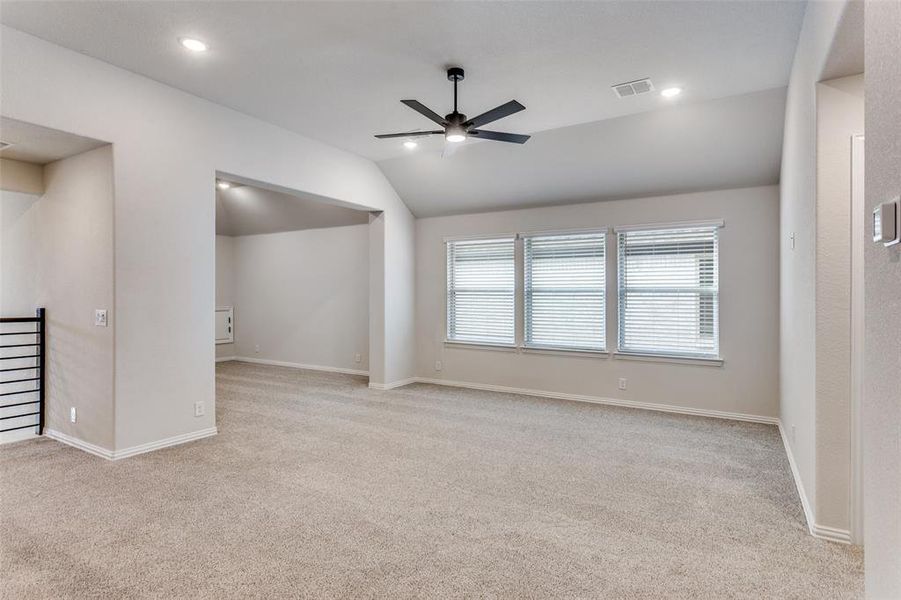 Spacious, unfurnished interior of a new home in Mockingbird Hills 60-65, Joshua (Image 15).